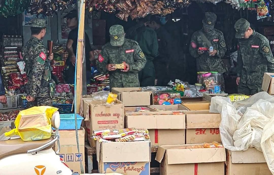 AA Unit Accused of Looting