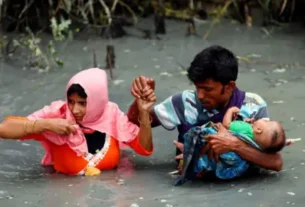 Rohingya Families Flee to Bangladesh