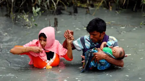 Rohingya Families Flee to Bangladesh