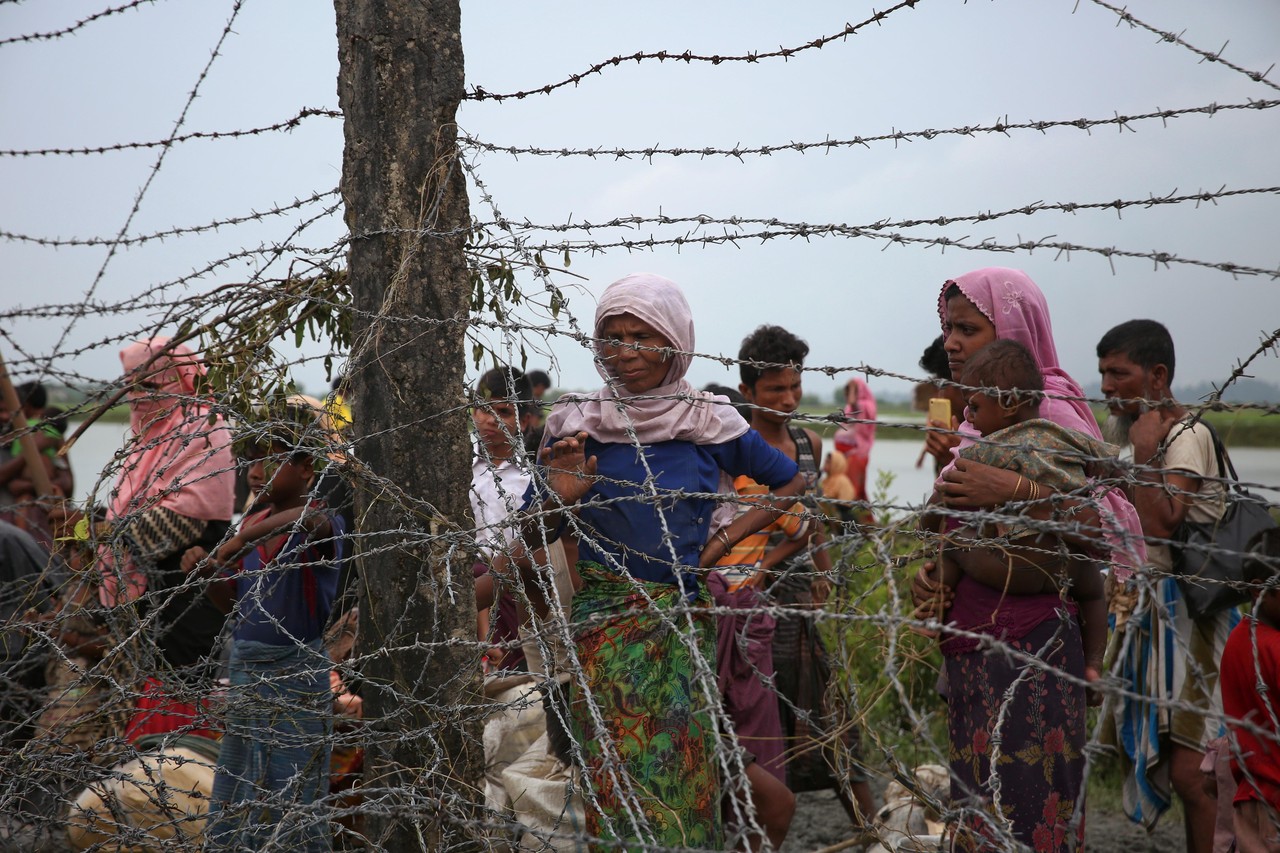 Rohingya Denied Entry to Maungdaw