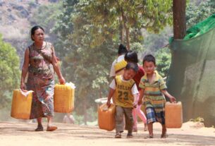fleeing civilians myanmar